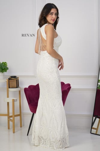 فستان لون بحري سهرة بتطريز ترتر ومزين بالخرز الفخم