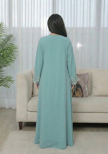 جلابية رمضانية أنيقة بحزام ناعم من ريڤــان