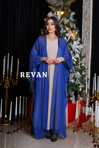 بشت بتصميم فاخر ولمسات عصرية مميزة