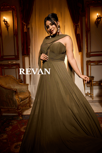 فستان سهرة ملكي بطيّات درابية متناغمة+شال