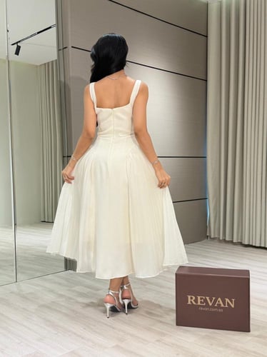 فستان عيد ميدي تصميم أنيق من ريڤــان