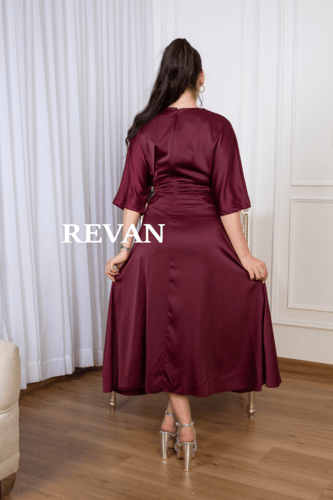 فستان تركي ناعم ميدي بقصة كلاسيكية