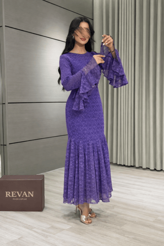 فستان عيد طويل بقصة أنثوية راقية من ريڤــان