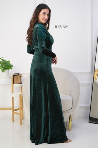 فستان قطيفه تطريز جنب