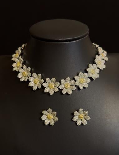 فلاورز أصفر