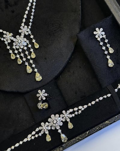 فانسي فلورز