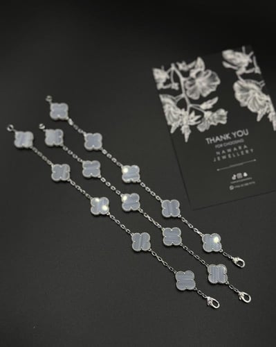 فان كليف أزرق