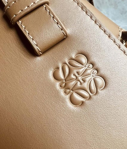 LOEWE Cmpact hammock bag