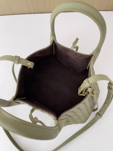 بوتيقا Small Pinacoteca مقاس 24cm