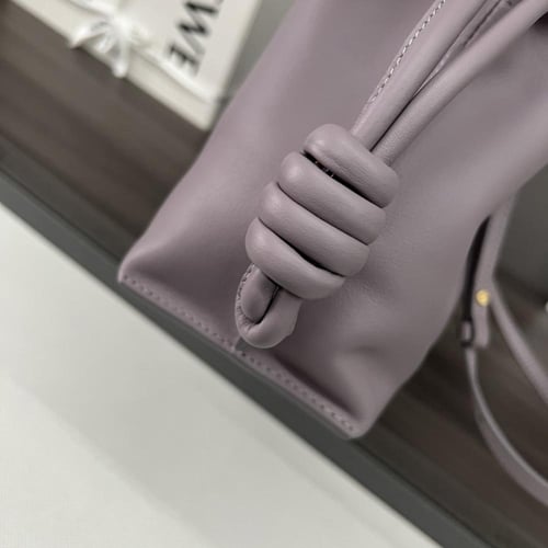 Loewe Flamenco Medium