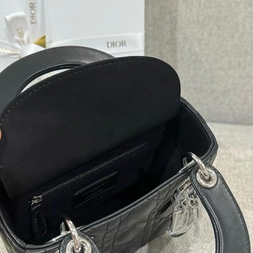 Mini Lady Dior Bag مقاس ميني