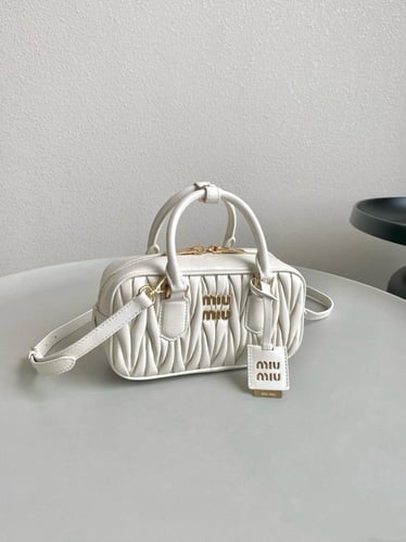ميو ميو miu miu Arcadie 22cm