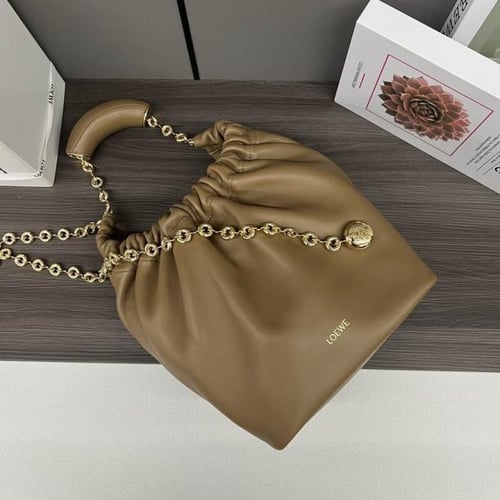 Loewe Small Squeeze bag