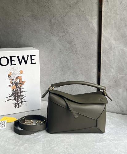 Loewe Small puzzle bag