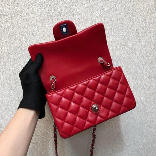 شانيل كلاسيك ميني جلد لامب سكن مقاس 20cm