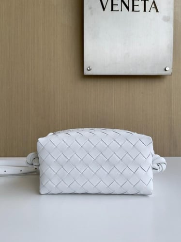 بوتيقا Top Handle Loop