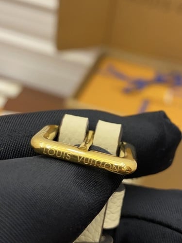 لويس فيتون OnTheGo PM