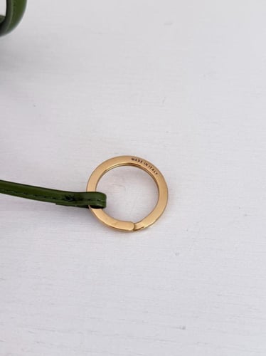 بوتيقا Top Handle Loop