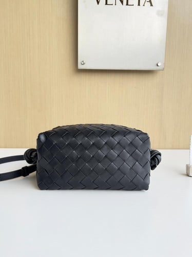 بوتيقا Top Handle Loop