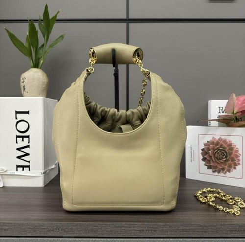 Loewe Small Squeeze bag