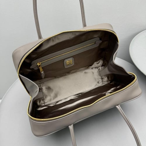 Miu Miu Beau bag