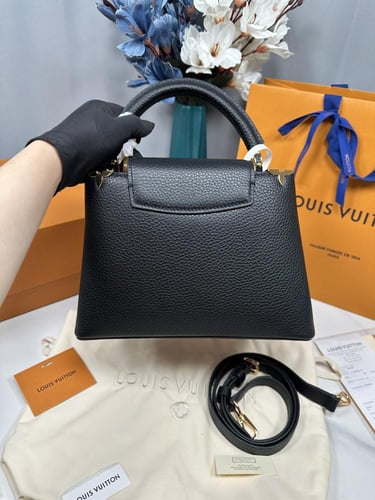 لويس فيتون كابسين بي بي Capucines BB