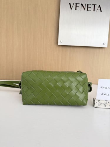 بوتيقا Top Handle Loop