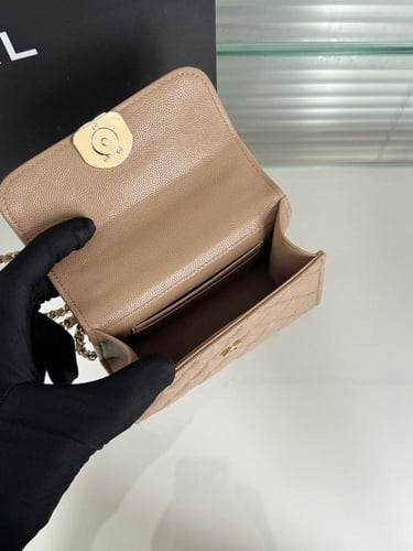 Chanel 23P شانيل