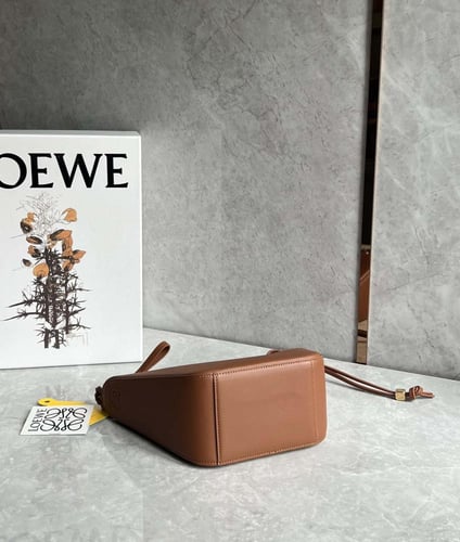 LOEWE Hammock hobo Mini