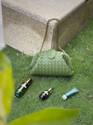 بوتيقا Lauren 1980 medium مقاس 31.5cm