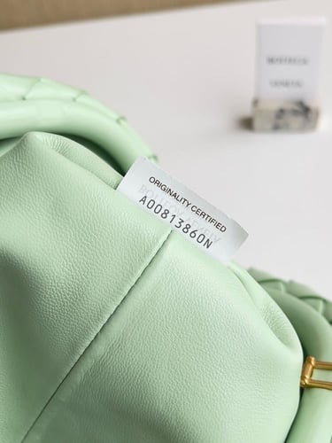 بوتيقا Lauren 1980 medium مقاس 31.5cm