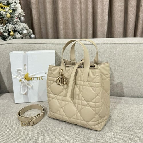 ديور Toujours مقاس 24cm