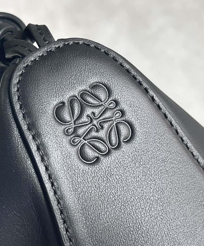 LOEWE Hammock hobo Mini