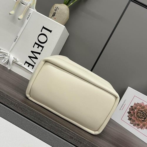 Loewe Small Squeeze bag