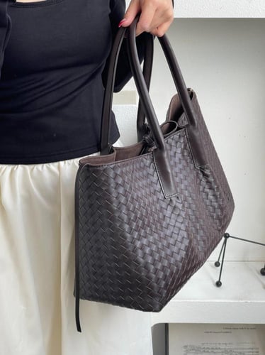 بوتيقا Pinacoteca medium مقاس 43cm