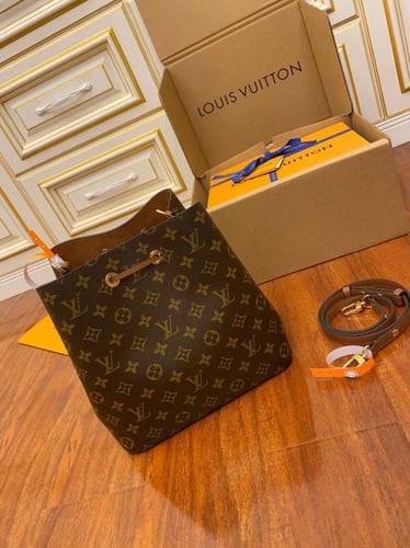 لويس فيتون NeoNoe MM