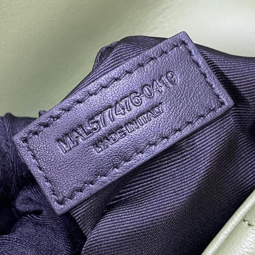 سان لوران PUFFER Small صغير 29cm