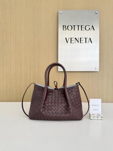 بوتيقا Small Pinacoteca مقاس 24cm