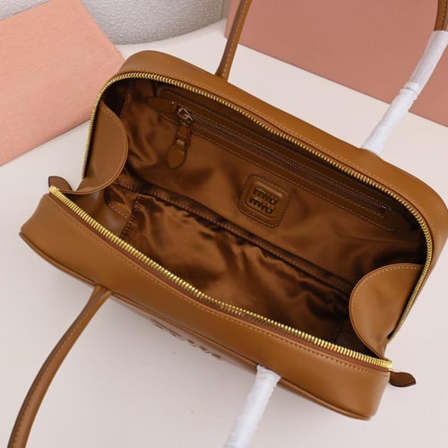 Beau leather top-handle medium