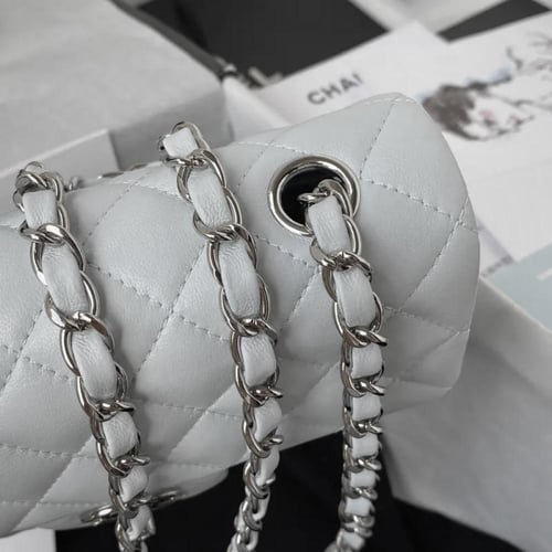 شانيل كلاسيك سمول جلد لامب سكن مقاس 23cm