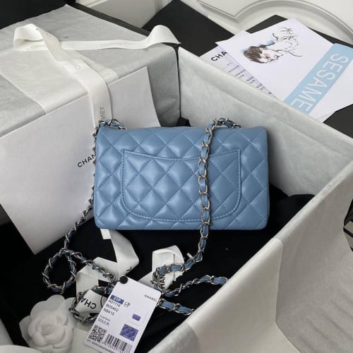 شانيل كلاسيك ميني جلد لامب سكن مقاس 20cm