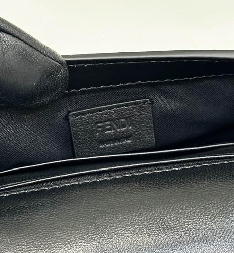 فندي حقيبة Baguette ميني 20cm