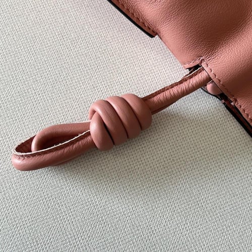 Loewe Flamenco Medium