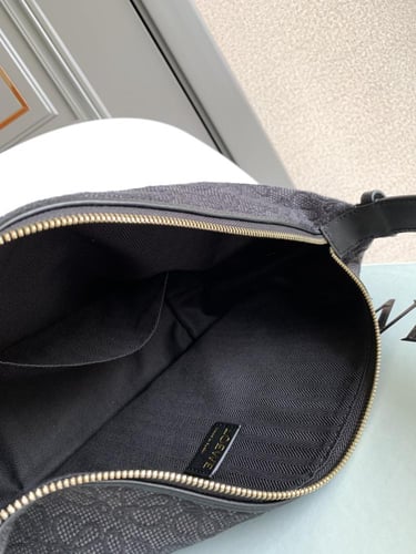 Loewe Cubi Anagram large