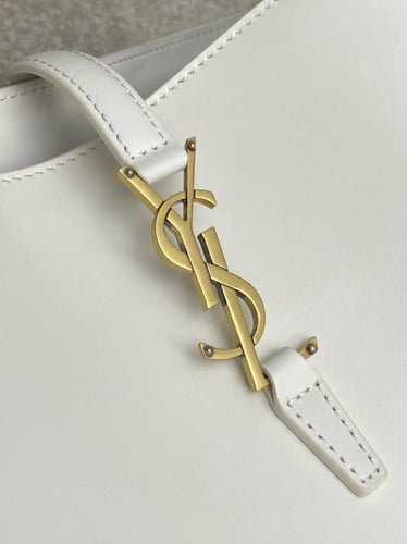 Saint Laurent LE 37 large مقاس الكبير