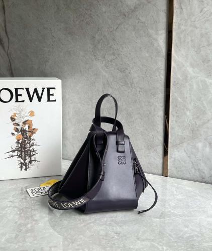 LOEWE Cmpact hammock bag