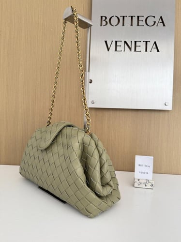 بوتيقا Lauren 1980 medium مقاس 31.5cm