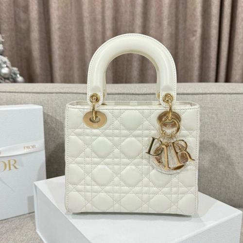 Small Lady Dior Bag مقاس السمول
