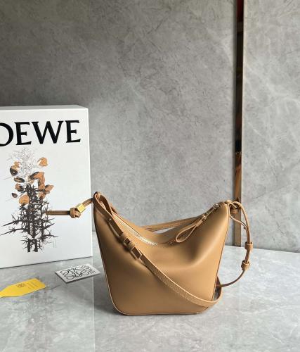 LOEWE Hammock hobo Mini