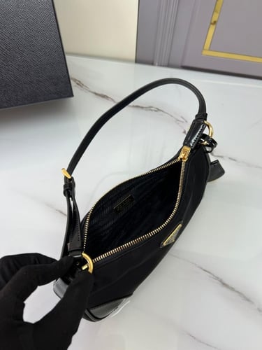 Prada Re-Edition 2002